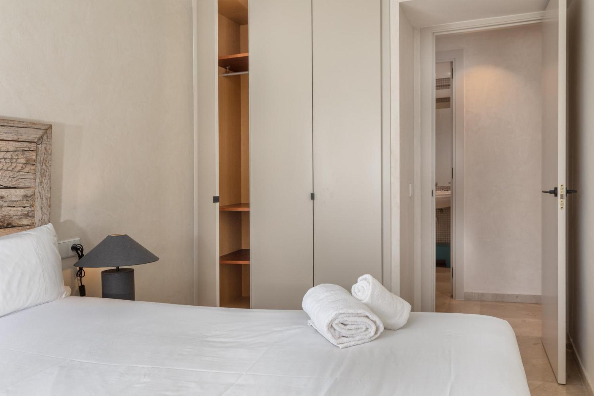 Flateli Pou Rodo 3 Daire Girona Dış mekan fotoğraf